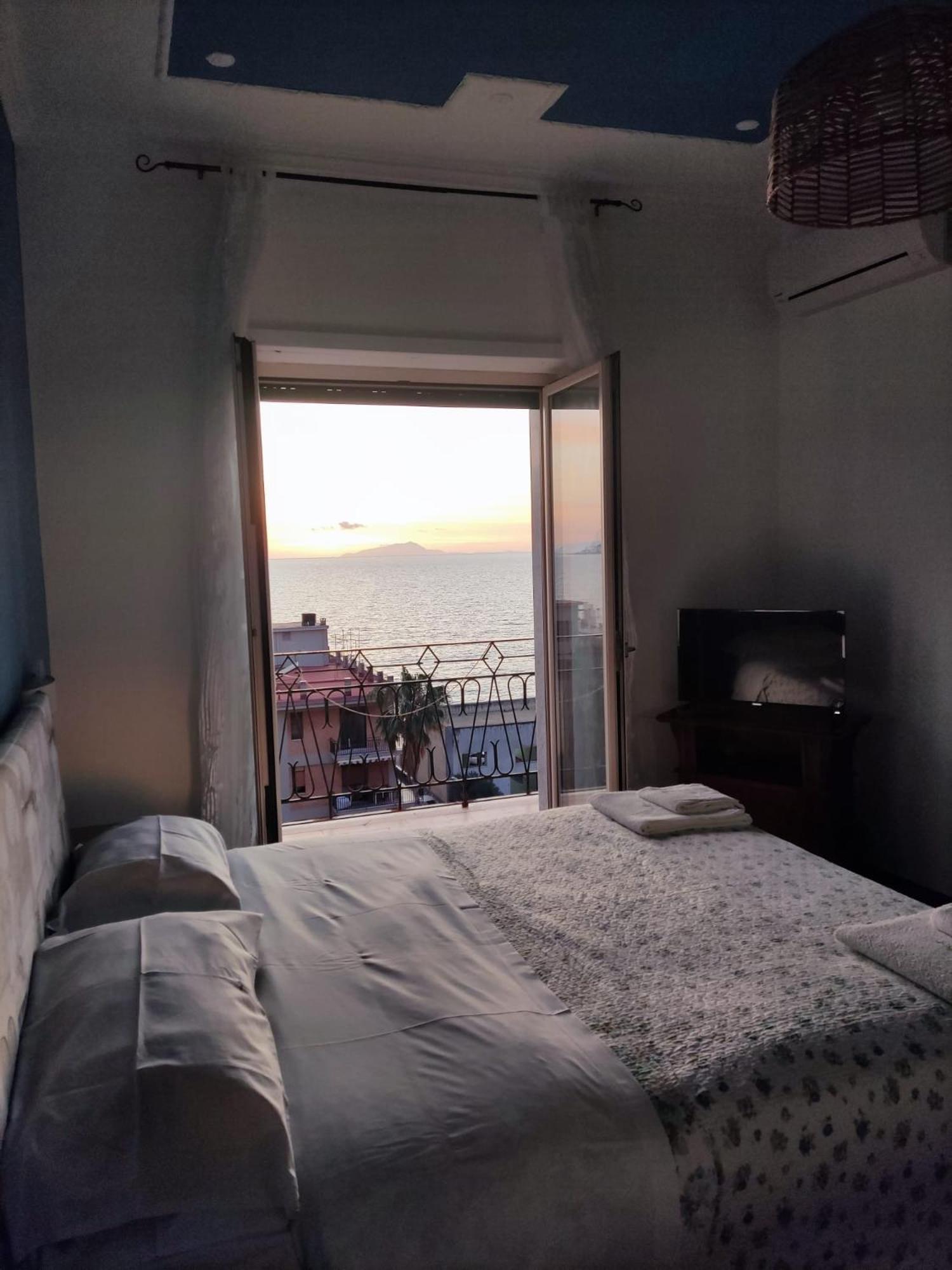 House Of Sun 2016 Apartment Castellammare di Stabia Luaran gambar