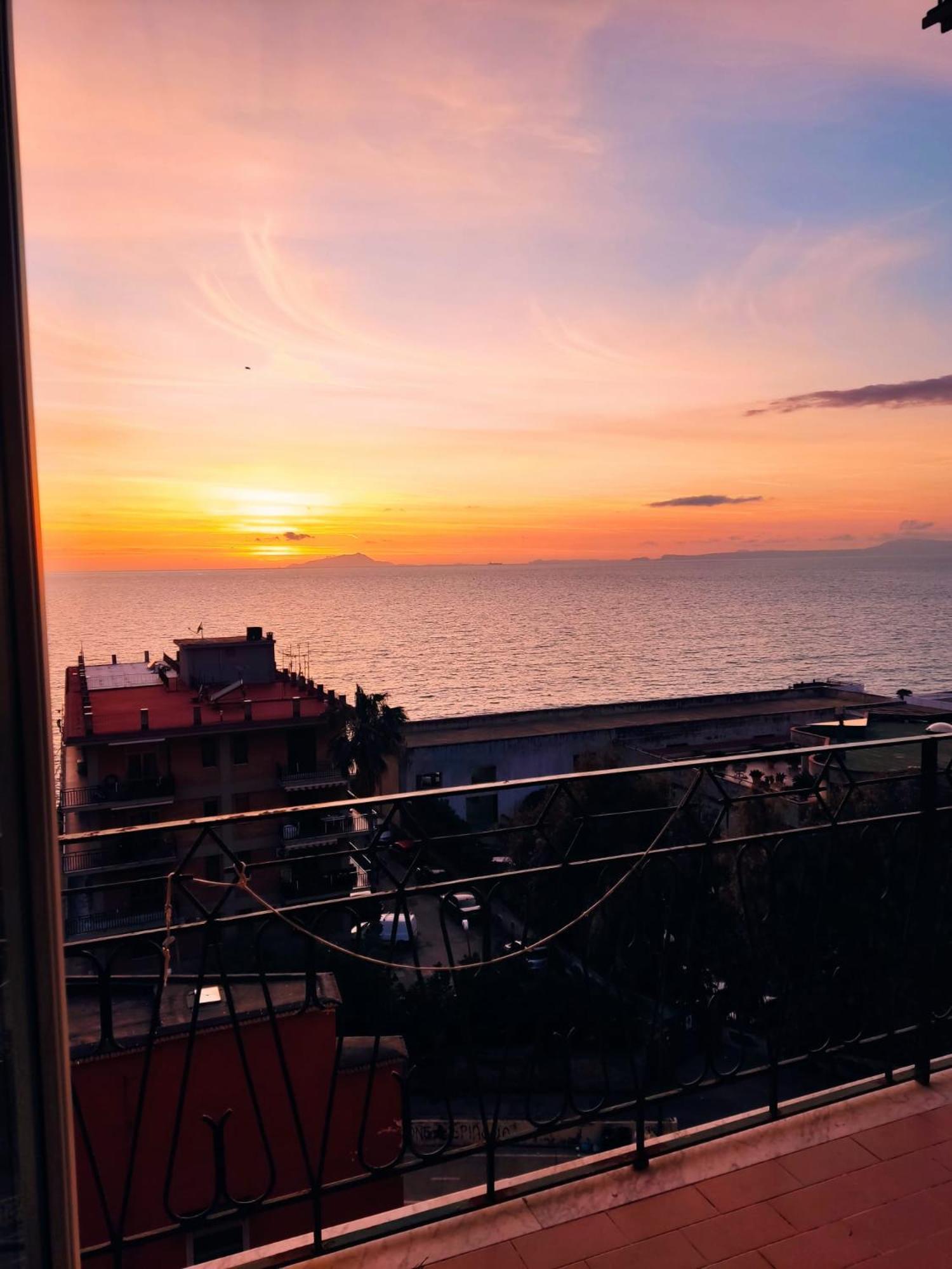 House Of Sun 2016 Apartment Castellammare di Stabia Luaran gambar