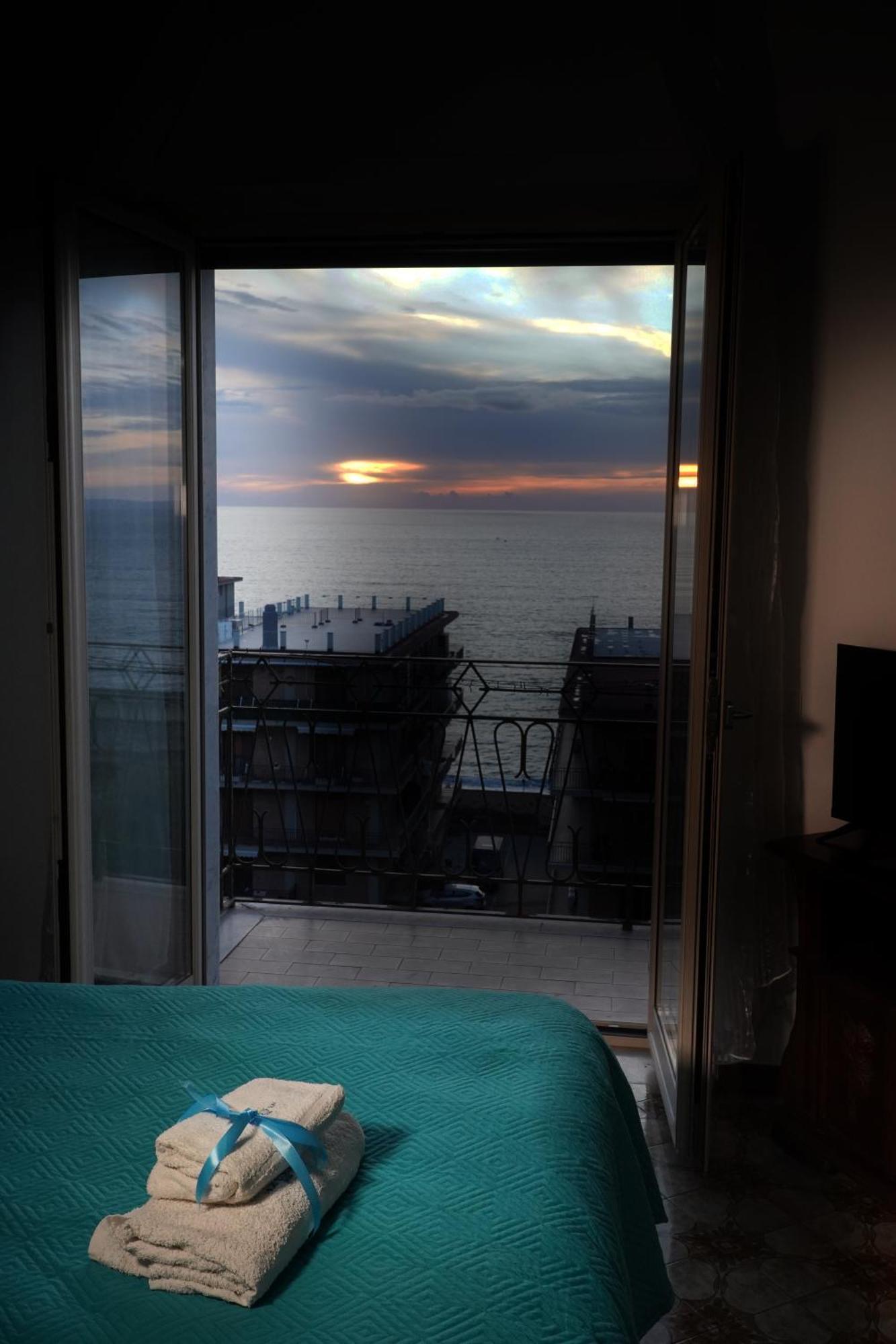 House Of Sun 2016 Apartment Castellammare di Stabia Luaran gambar